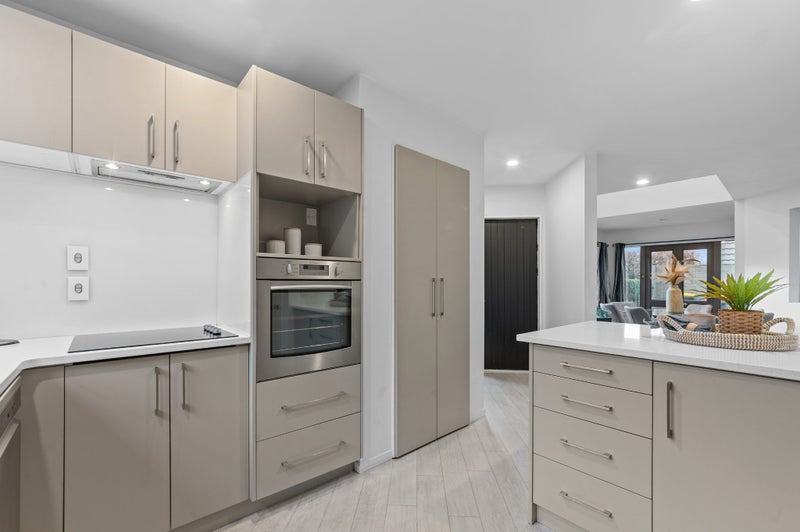 2/44B Tabart Street, Woolston, Christchurch - Carousel 2