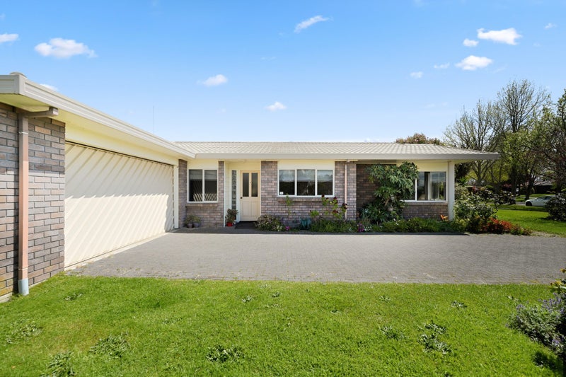 26 Halcione Close, Flagstaff, Hamilton - Carousel 2