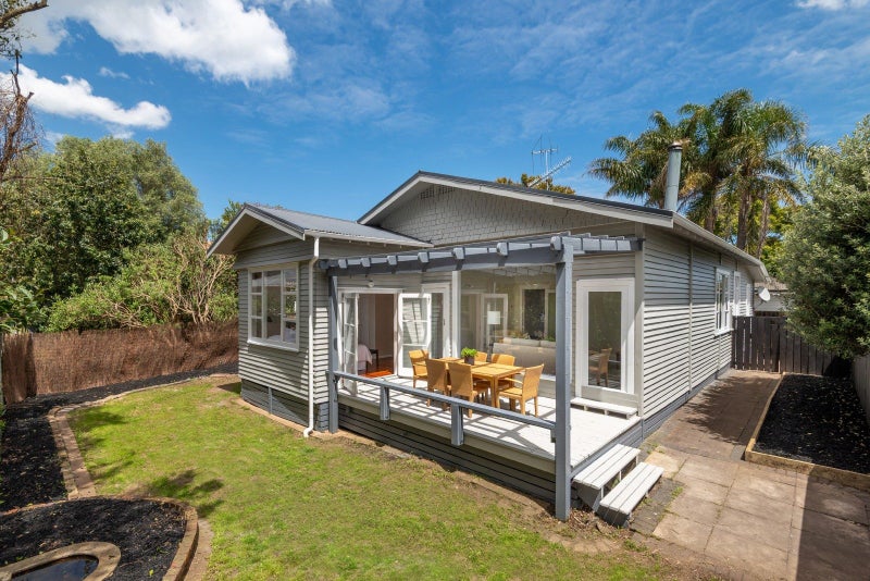 32A Gavin Street, Ellerslie, Auckland - Carousel 1