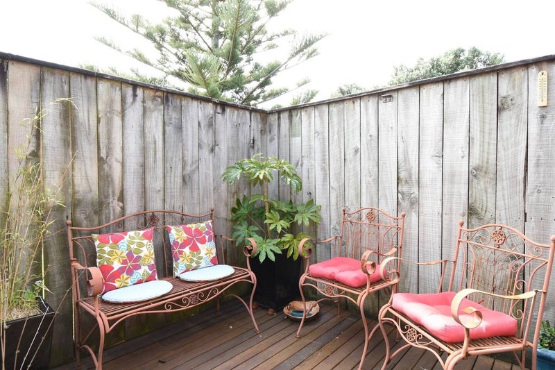 70C Majoribanks Street, Mount Victoria, Wellington - Carousel 17