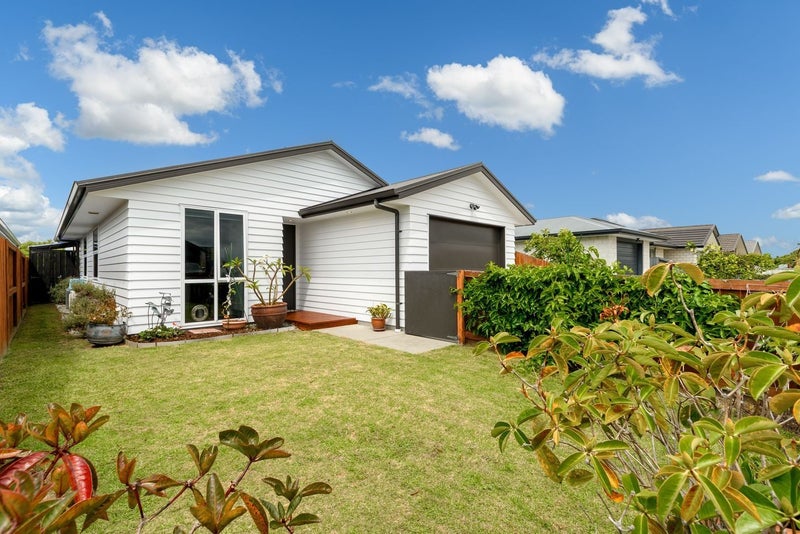 3 Ponga Place, Papamoa Beach, Papamoa - Carousel 1