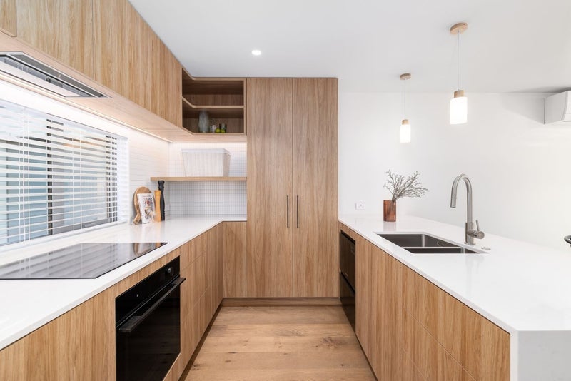 2/979 Colombo Street, St Albans, Christchurch - Carousel 2