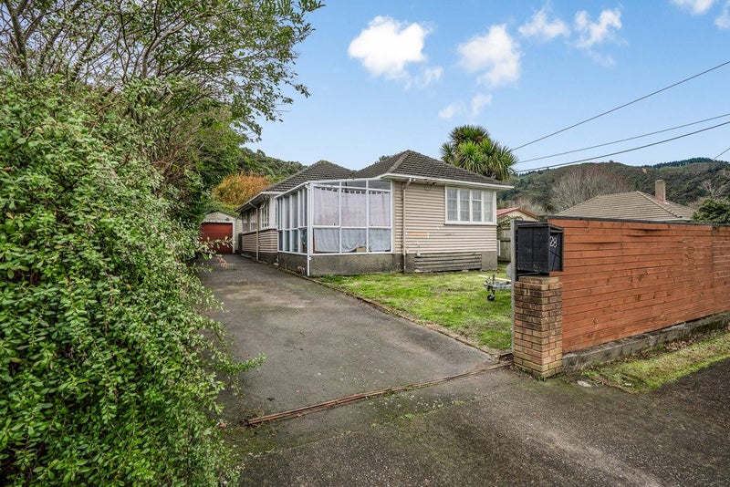 28 Rimu Street, Naenae, Lower Hutt - Carousel 1