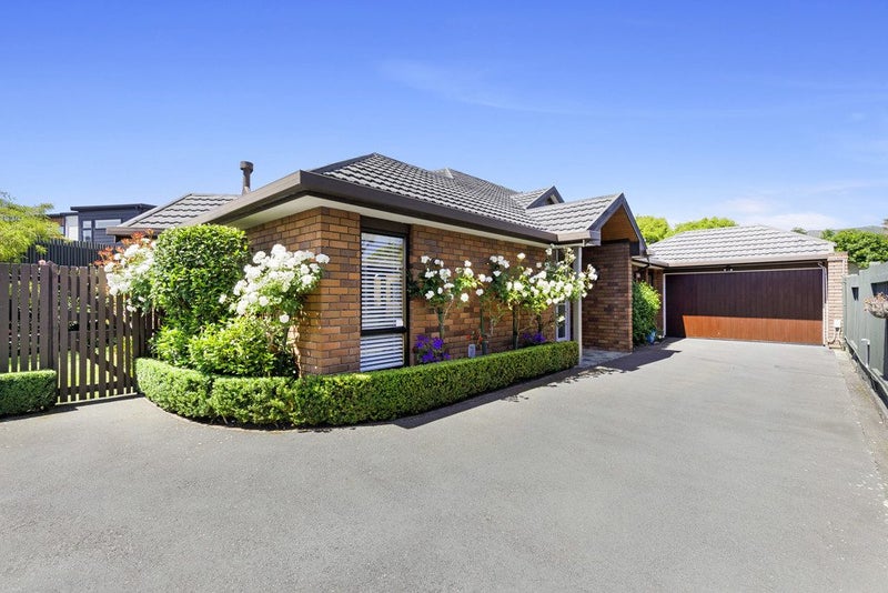 2/3 Colin Grove, Hutt Central, Lower Hutt - Carousel 1