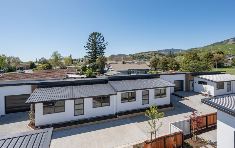 3/611 Main Road, Stoke, Nelson - Carousel 19