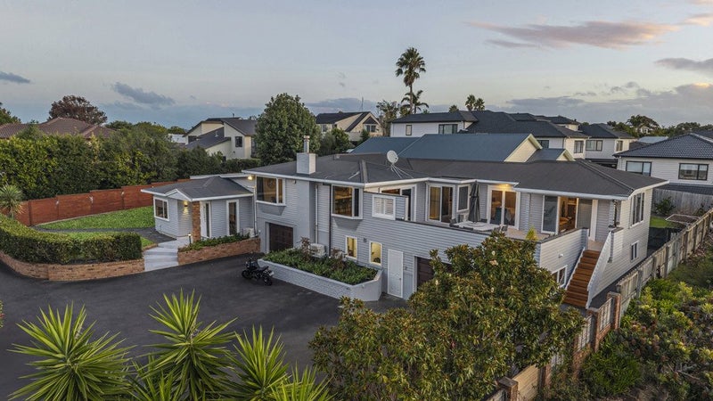 9 Bradbury Road, Botany Downs, Auckland - Carousel 2