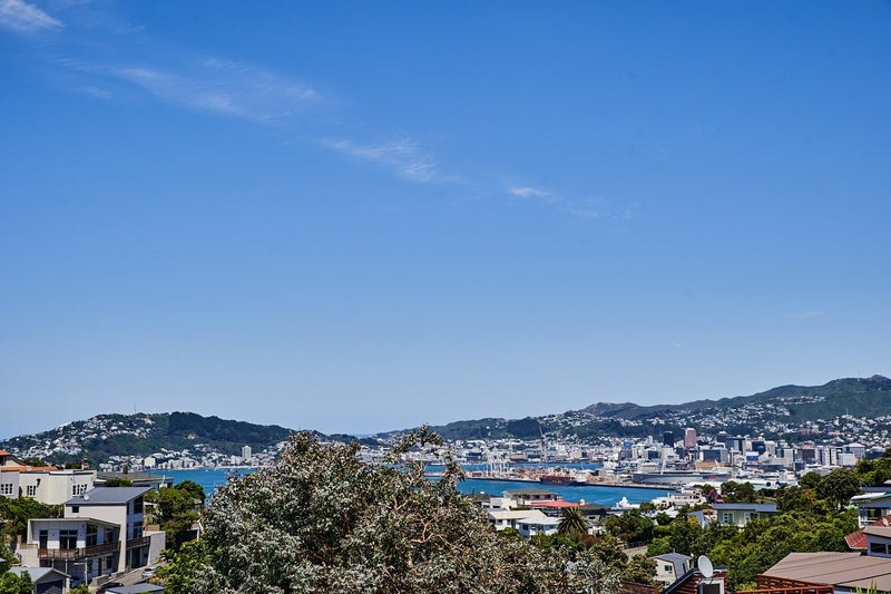 24D Mandalay Terrace, Khandallah, Wellington - Carousel 2