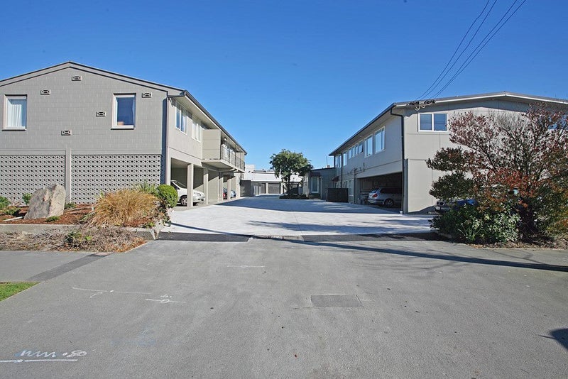 17 Newnham Terrace, Upper Riccarton, Christchurch - Carousel 17