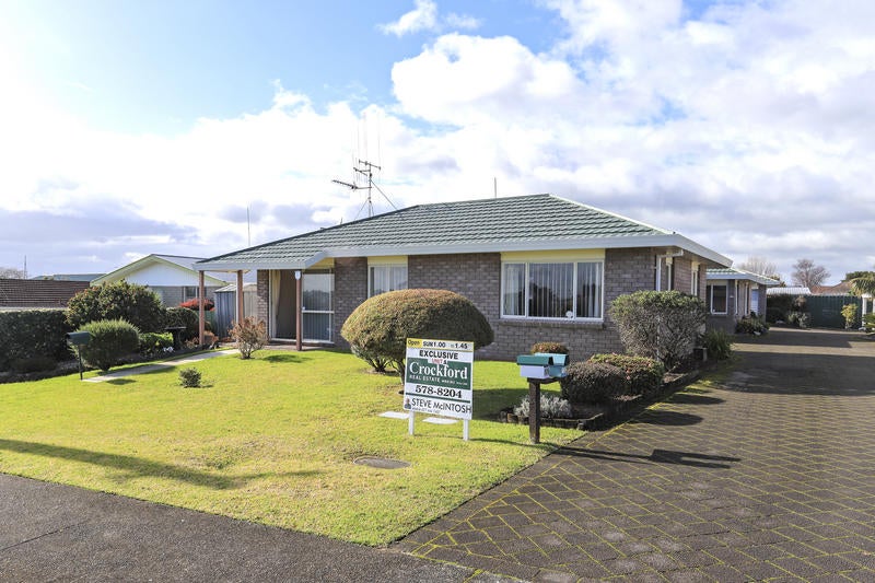 12A Hayes Avenue, Gate Pa, Tauranga - Carousel 1