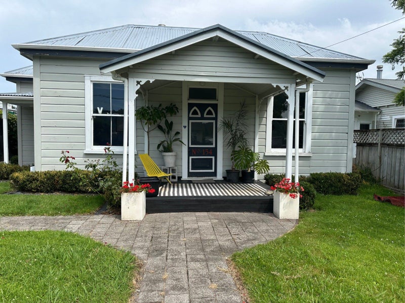 154 Clifford Street, Whataupoko, Gisborne - Carousel 1