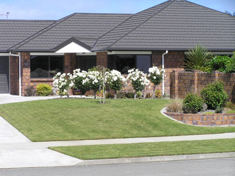 10 Liberty Grove, Kelvin Grove, Palmerston North - Carousel 25