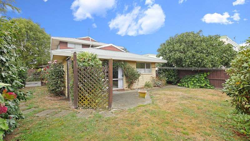 2/10 Rachel Place, Avonhead, Christchurch - Carousel 2