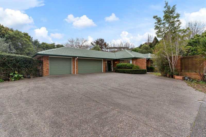 97 Polo Prince Drive, Manurewa - Carousel 2