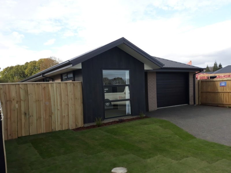 27 Miromiro Street, Broomfield, Christchurch - Carousel 1