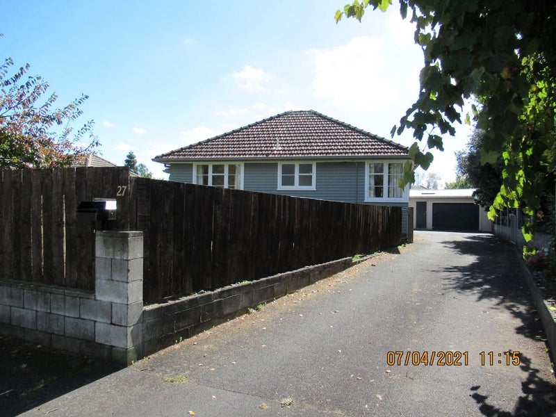 27 Slim Street, Bader, Hamilton - Carousel 2