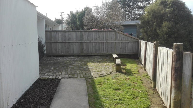 68B Southsea Crescent, Silverdale, Hamilton - Carousel 1