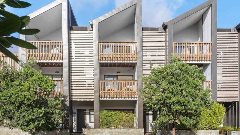 25 De Havilland Road, Hobsonville, Auckland - Carousel 1