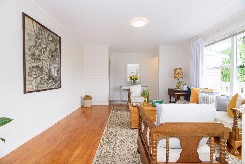 38 Paragon Avenue, Beach Haven, Auckland - Carousel 26