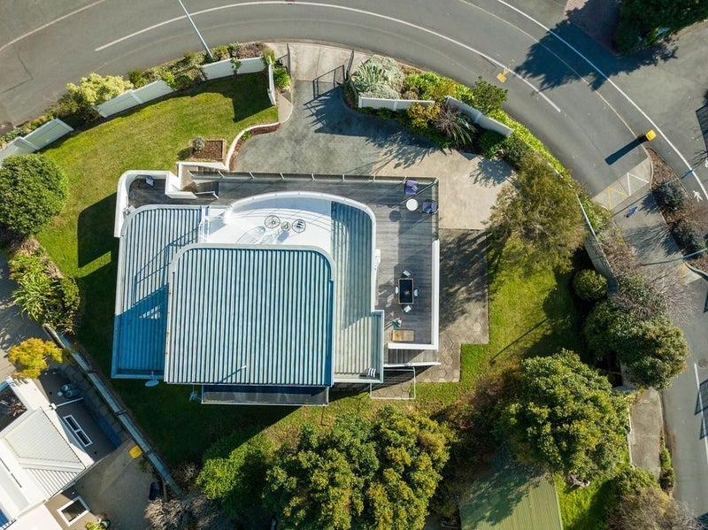 57 Queens Road, Stepneyville, Nelson - Carousel 24