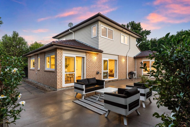 2/54 Fairclough Road, Beach Haven, Auckland - Carousel 1