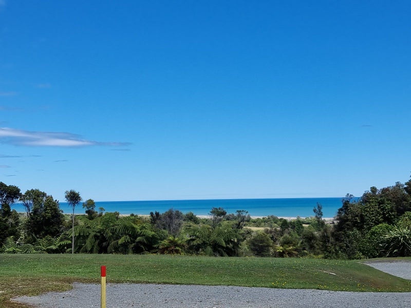 0 Rutherglen, Rutherglen, Greymouth - Carousel 2