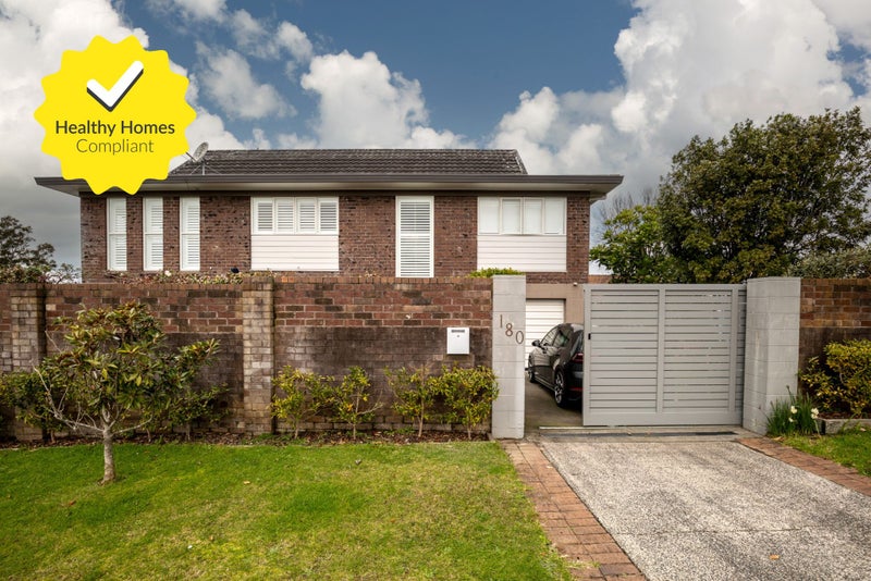 1/180 Stapleford Crescent, Browns Bay, Auckland - Carousel 1