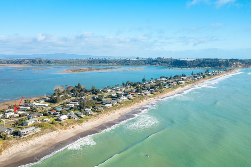 576 Pukehina Parade, Te Puke - Carousel 33