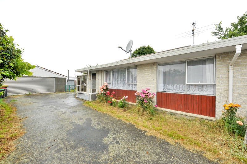 3/8 Sylvan Street, Hillmorton, Christchurch - Carousel 1