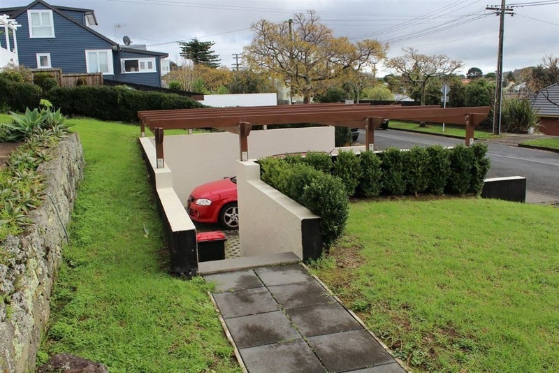 50 Waiohua Road, Greenlane, Auckland - Carousel 2