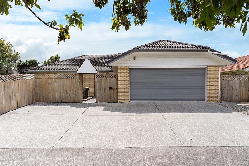 199B Captain Springs Road, Onehunga, Auckland - Carousel 14