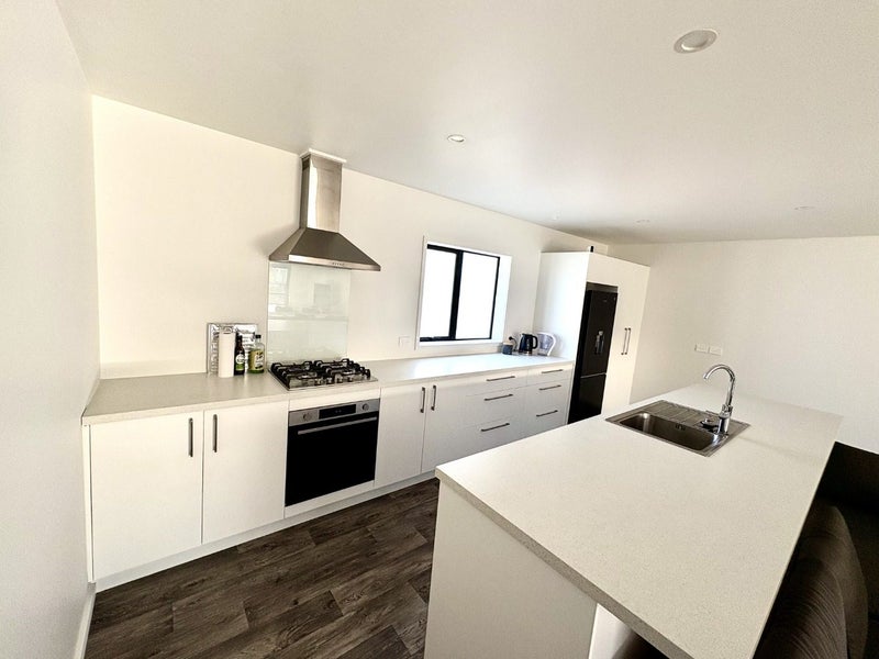15 Rose Crescent, Koutu, Rotorua - Carousel 2