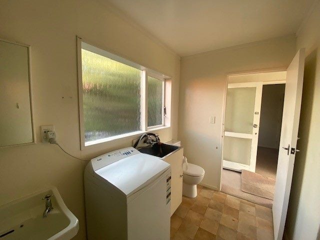 61 Chartwell Drive, Crofton Downs, Wellington - Carousel 12