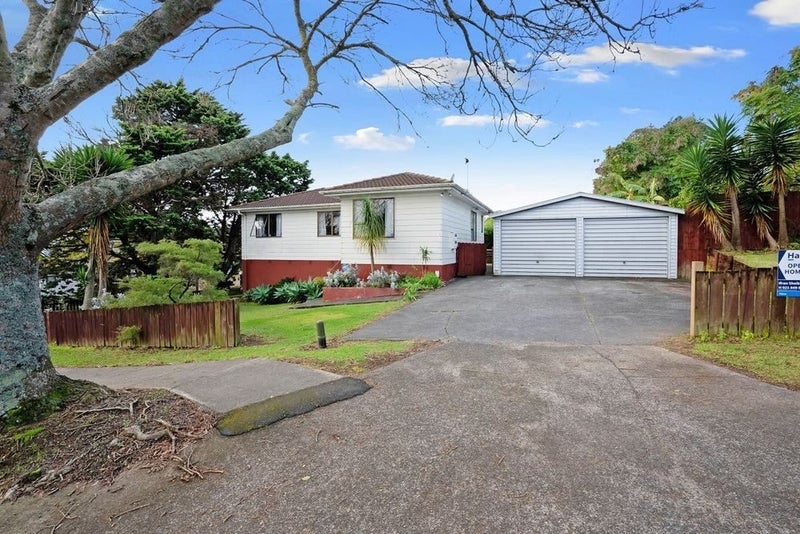 1 Banyan Drive, Totara Heights, Auckland - Carousel 1