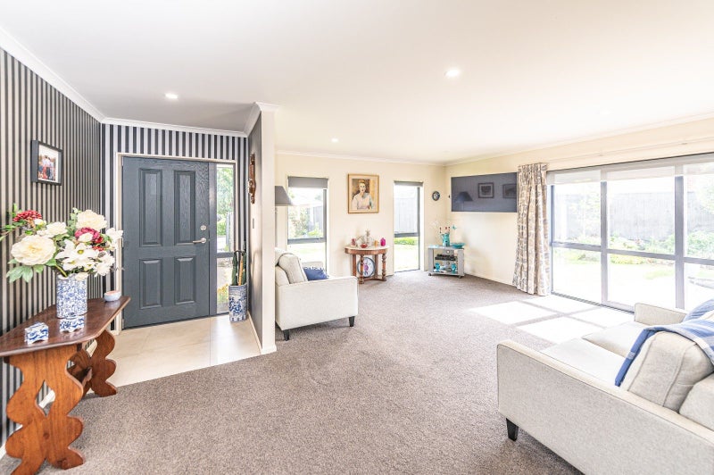 25 Edith Collier Drive, Otamatea, Whanganui - Carousel 2