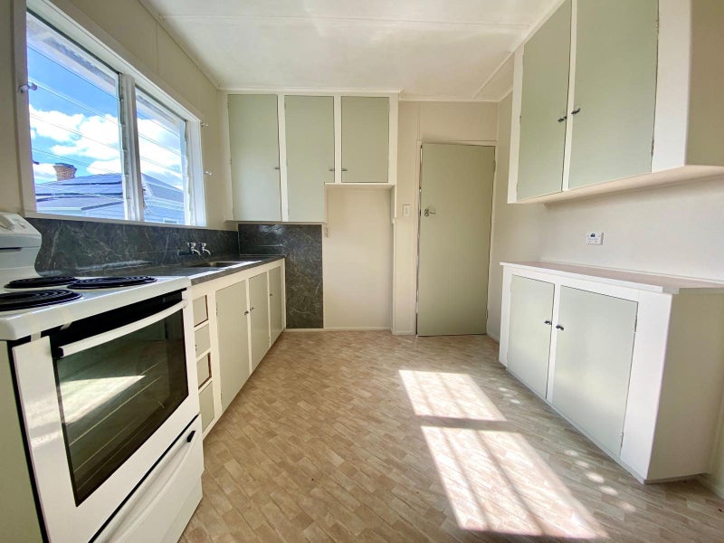 45 Nelson Street, Pukekohe, Pukekohe - Carousel 2