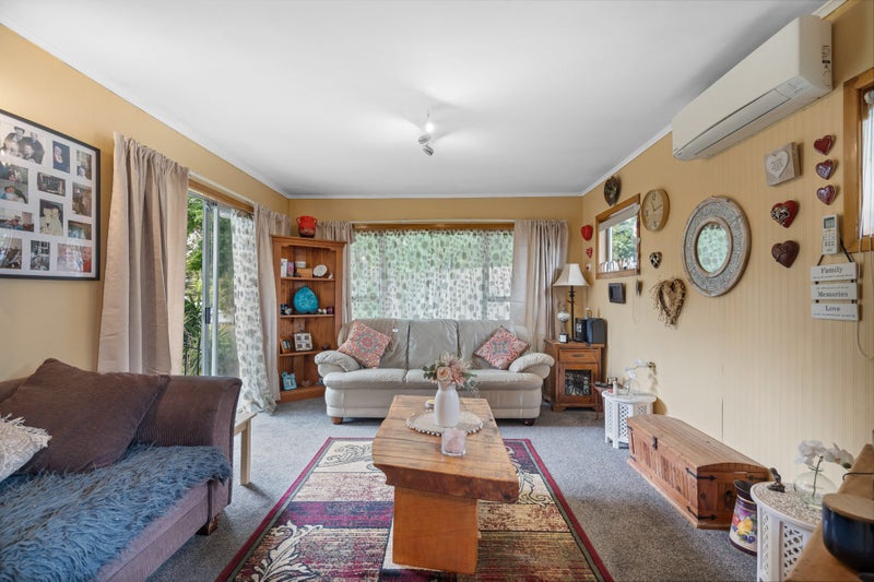 14 Earls Place, Onerahi, Whangarei - Carousel 2