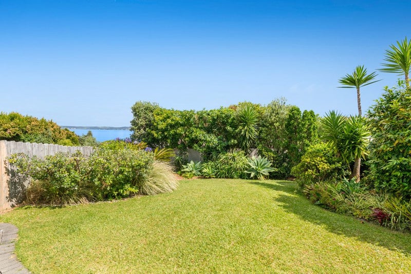 1326 Whangaparaoa Road, Army Bay, Rodney, Auckland - Carousel 39