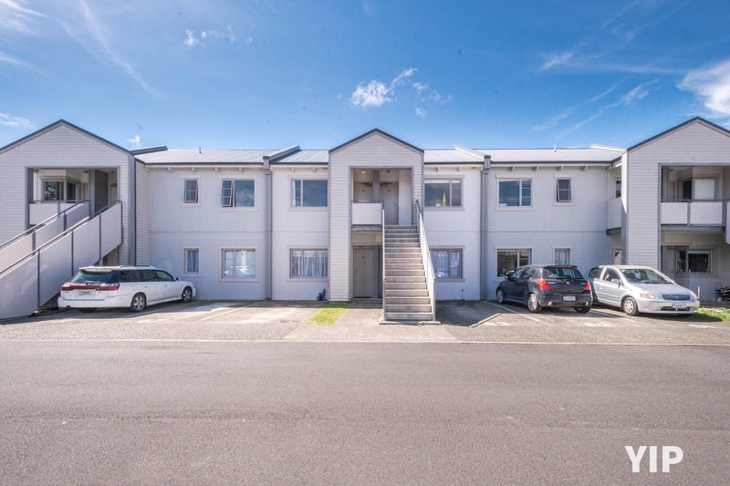 65/232 Middleton Road, Glenside, Wellington - Carousel 1