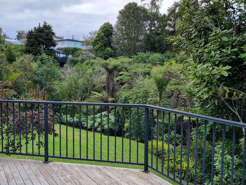28 Judkins Crescent, Cockle Bay, Auckland - Carousel 2