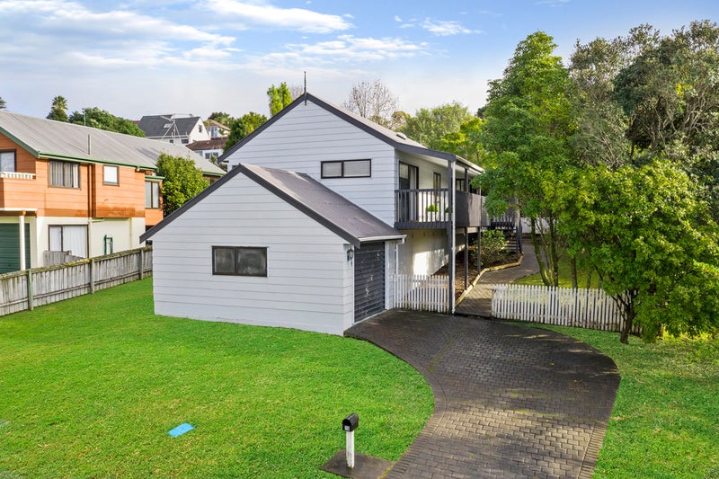 10 Palliser Lane, Browns Bay, Auckland - Carousel 1