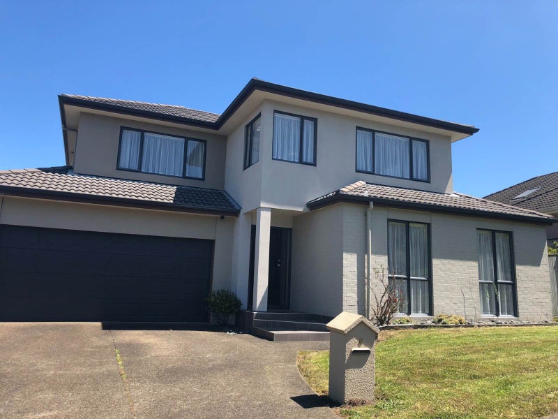 6 Chateau Rise, Flat Bush, Auckland - Carousel 1