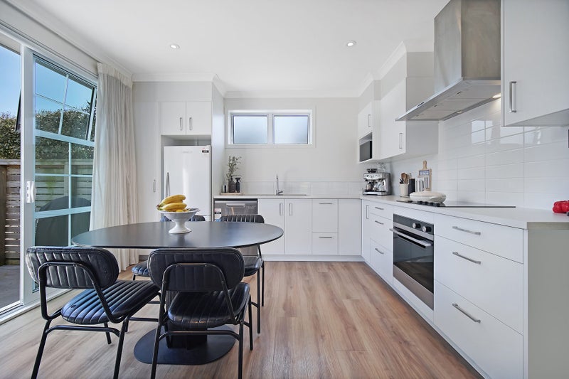 12 Leebank Crescent, Riverhead, Riverhead - Carousel 2
