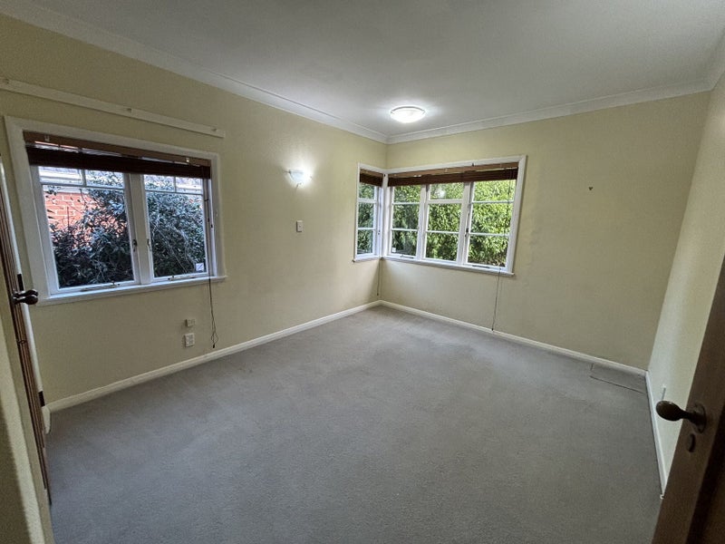 49 Waiohua Road, Greenlane, Auckland - Carousel 2