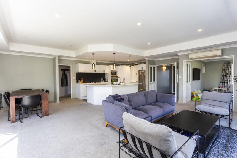 16 Te Pihopa Way, Aidanfield, Christchurch - Carousel 2