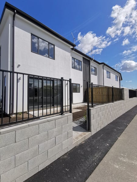 2A George Street, Riccarton, Christchurch - Carousel 24