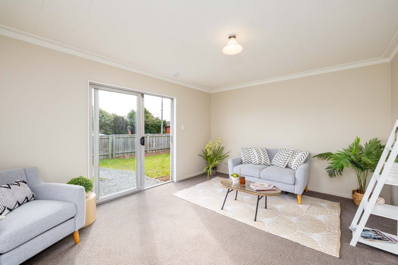 2/30 Bassett Street, Burwood, Christchurch - Carousel 2