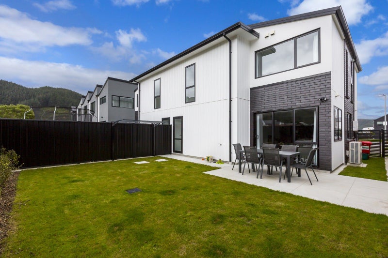 9 Balmerino Lane, Wallaceville, Upper Hutt - Carousel 21