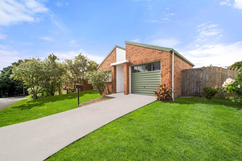 25 Kona Crescent, Henderson, Auckland - Carousel 2