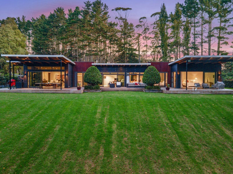 66 Brownhill Road, Manurewa - Carousel 1