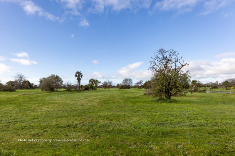 50 Reginald Street, Burwood, Christchurch - Carousel 25